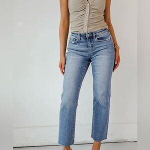 Vervet ✨Melissa✨ Mid-Rise Straight Stretch Denim Jeans